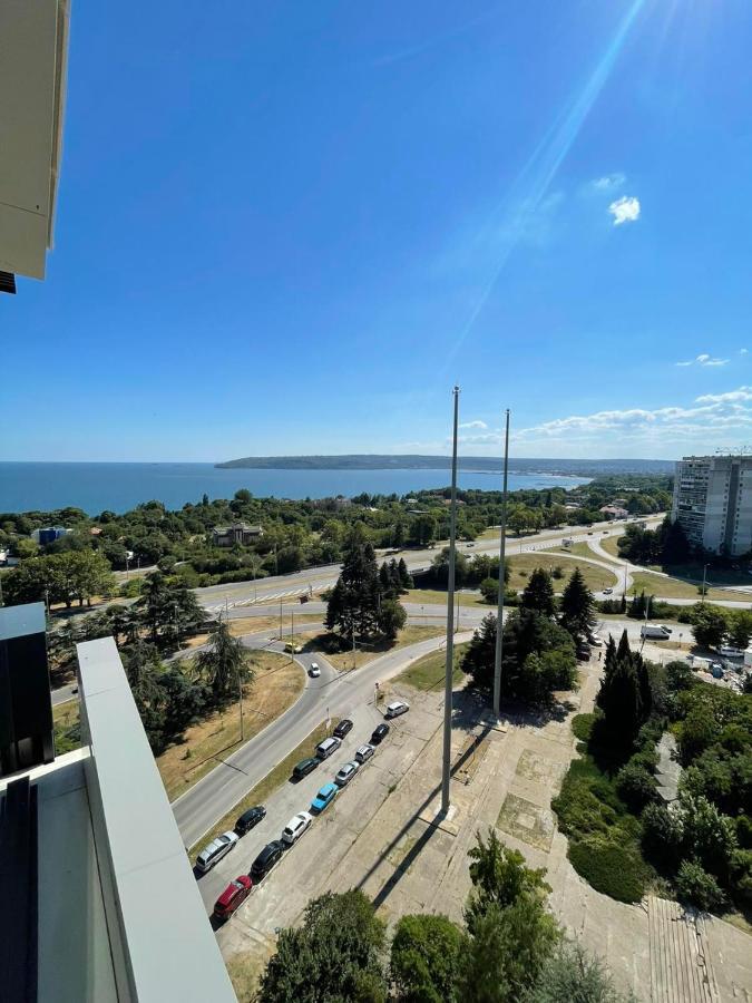 Sky Symphony Apartment Варна Екстериор снимка