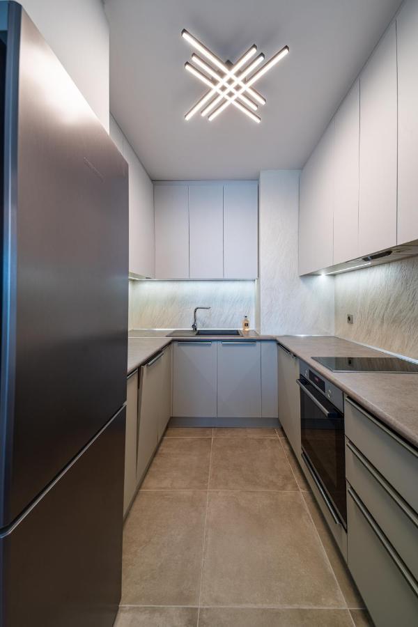 Sky Symphony Apartment Варна Екстериор снимка